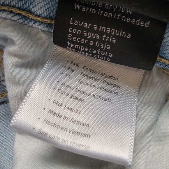 KanCan High Rise Light Wash Distressed Skinny Jeans - Picture 15 of 16